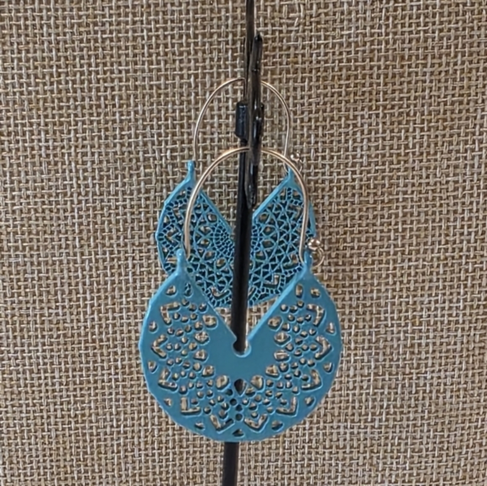 Lucky Brand Teal Enamel Filigree Hoop Earrings New